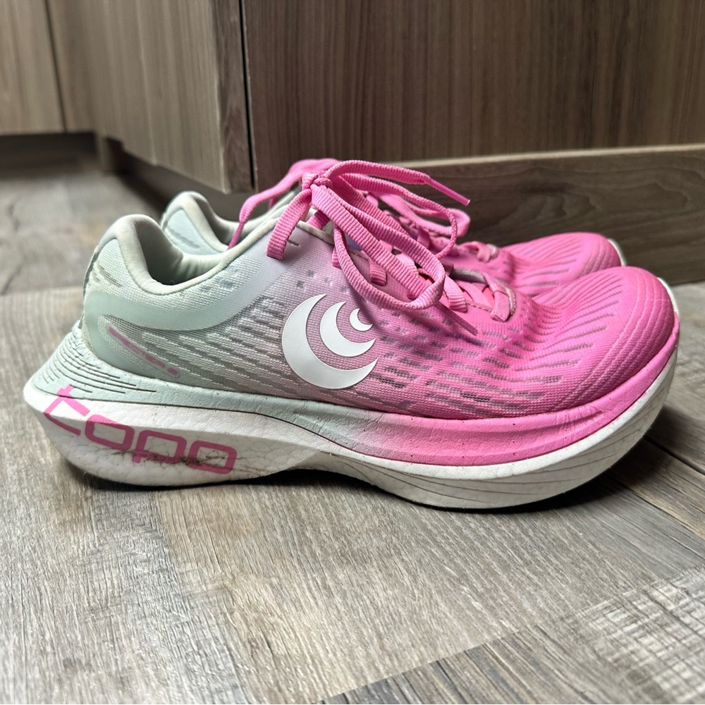 Lightly used Topo Spectors women's 9.5